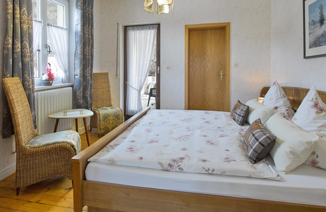 Pension "Haus Am Walde" Brodenbach, Mosel Экстерьер фото